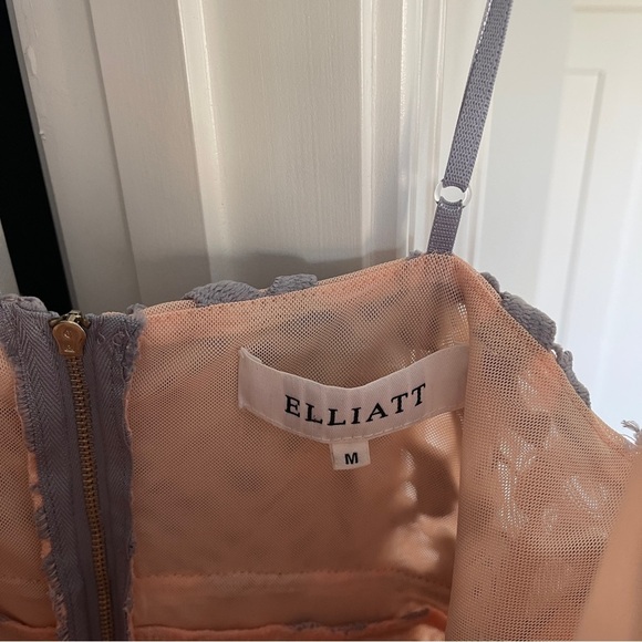 Elliatt Celane Lace Lavender Lilac Purple Dress - Picture 4 of 6